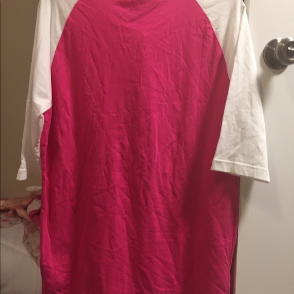 Adidas large tee shirt - Picture 2 of 5